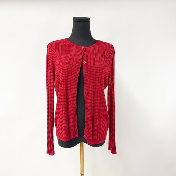 CHERRY RED RIBBED BUTTON UP CARDIGAN - Picture 4 of 6